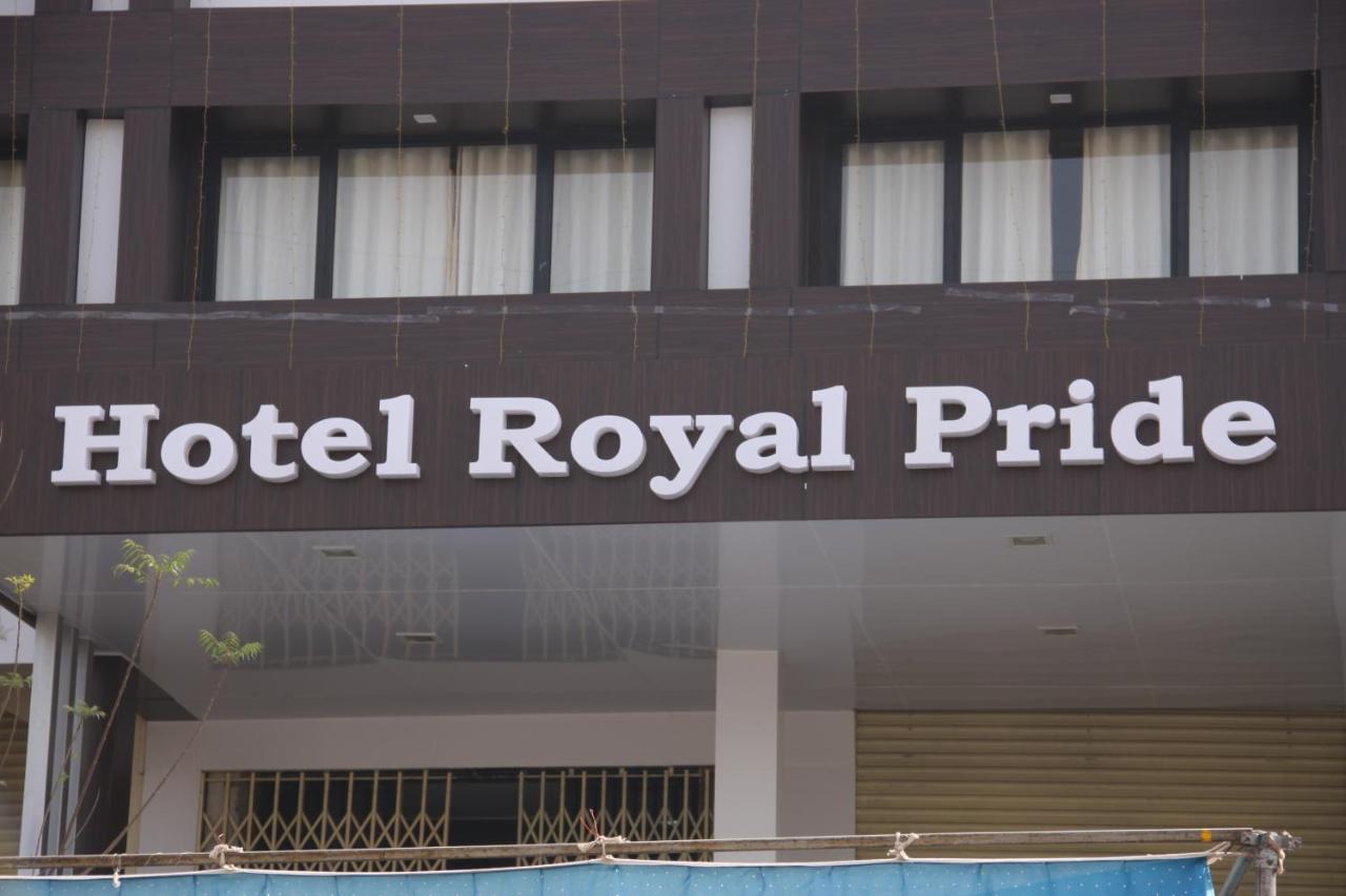 Hotel Royal Pride Ahmedabad Eksteriør bilde