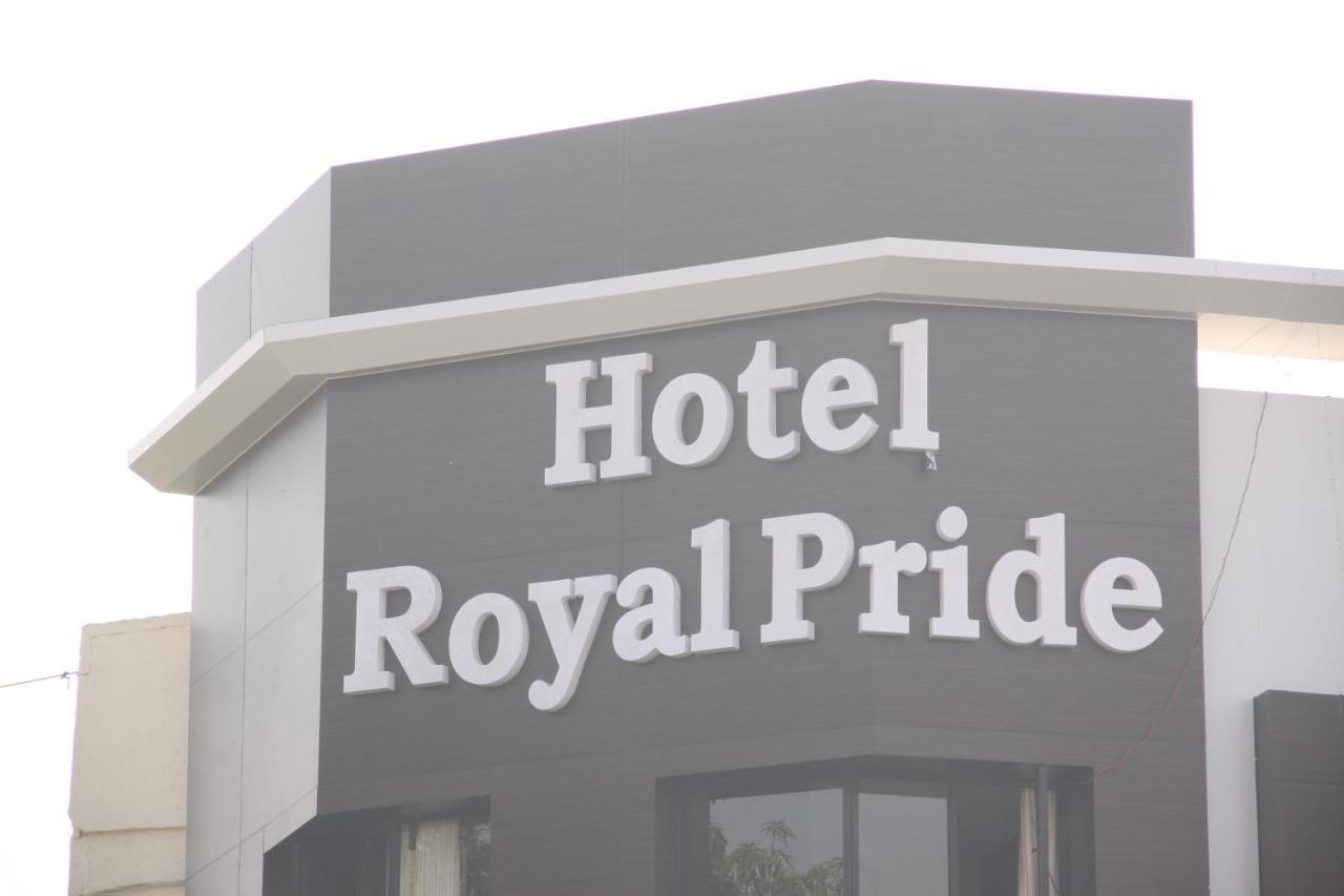 Hotel Royal Pride Ahmedabad Eksteriør bilde